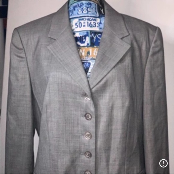 Escada Grey Blazer size 44 - Picture 4 of 8